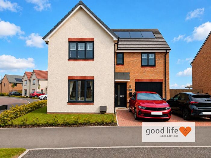 4 Bedroom Detached House For Sale In Baildon Road, Burdon Fields, Sunderland, SR3
