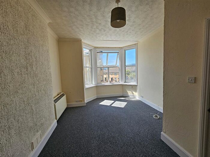 1 Bedroom Flat To Rent In Atherley Road, Shanklin, PO37