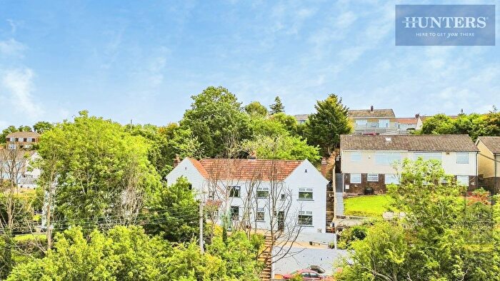 3 Bedroom Semi Detached House For Sale In Novers Hill, Bedminster, BS3
