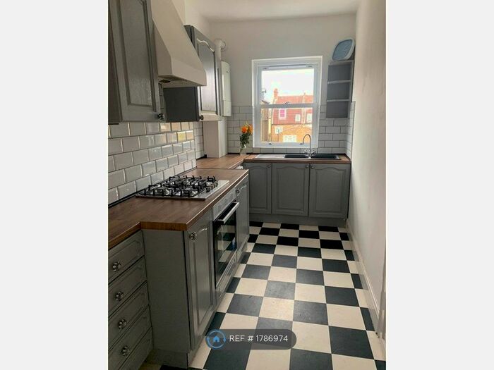 1 Bedroom Flat To Rent In Balham, London, SW12