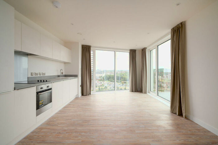 2 Bedroom Apartment To Rent In Apartment, The Kell, Gillingham Gate Road, Chatham Docks, Gillingham, ME4