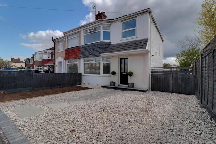 3 Bedroom Semi-Detached House To Rent In Fonthil Road, Stafford, ST16