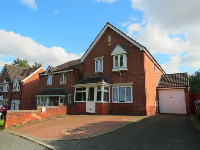 4 Bedroom Detached House To Rent In New Meeting Street, Oldbury, B69