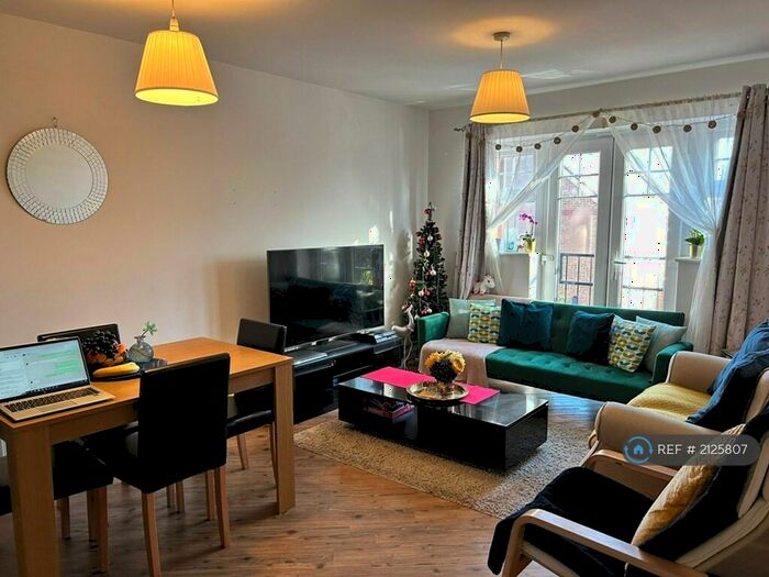 2 Bedroom Flat To Rent In Grace House, Bromley, BR2