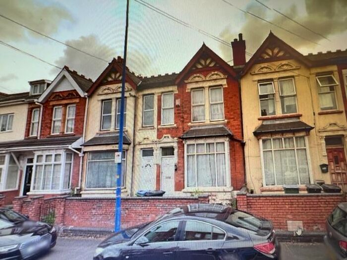 3 Bedroom Terraced House To Rent In Bearwood Road, Smethwick, B66