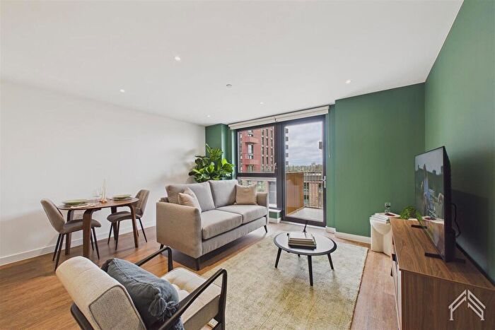 1 Bedroom Apartment To Rent In Vanguard Way, London, E17