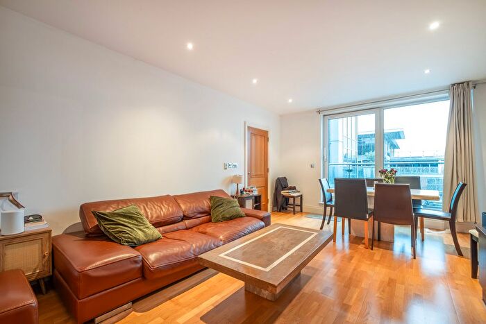 2 Bedroom Flat For Sale In Imperial Wharf, London, SW6