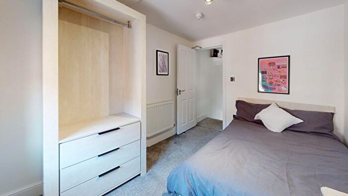 6 Bedroom Semi-Detached House To Rent In Redgrave Street, Liverpool, L7