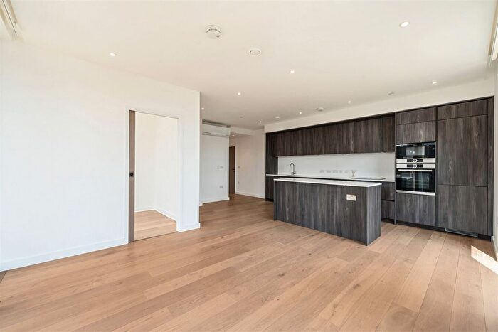 3 Bedroom Flat To Rent In The Fulmar, Reminder Lane, Lower Riverside, Greenwich Peninsula, SE10
