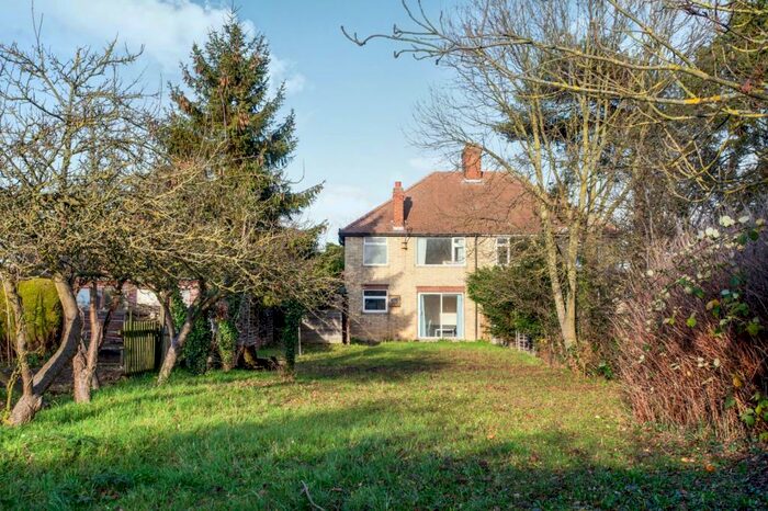 4 Bedroom Semi-Detached House To Rent In Newmarket Road, CB5