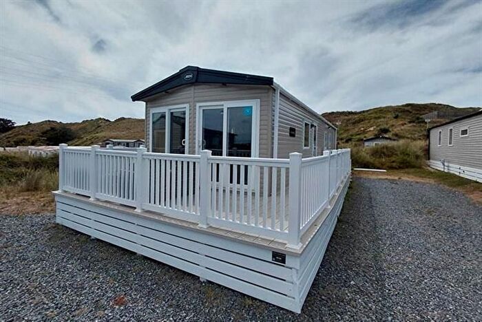 3 Bedroom Park Home For Sale In Loggans Road, Loggans, Hayle, TR27
