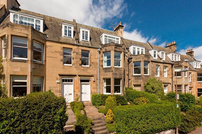 5 Bedroom Town House To Rent In Murrayfield Gardens, Murrayfield, Edinburgh, EH12