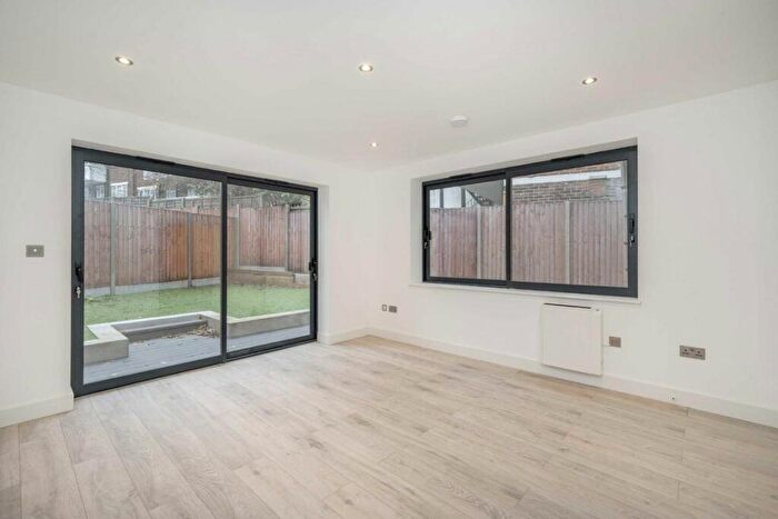 1 Bedroom Flat To Rent In Acton Lane, London, NW10