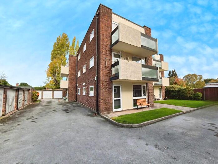 1 Bedroom Flat For Sale In Jockey Road, Sutton Coldfield, B73
