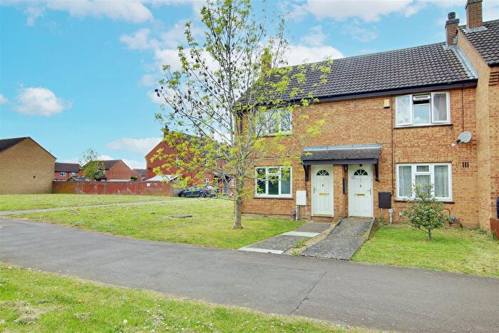 2 Bedroom End Of Terrace House To Rent In Chelmer Close, St. Ives, PE27