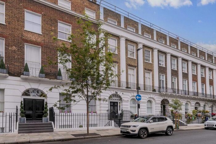 1 Bedroom Flat To Rent In Guilford Street, London, WC1N