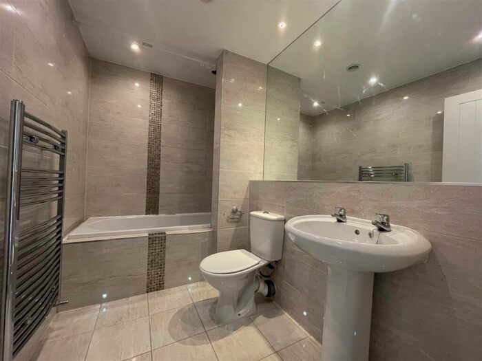 3 Bedroom Terraced House To Rent In Torridge Mount, Bideford, EX39