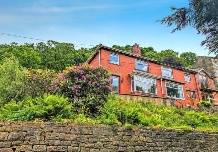 3 Bedroom Semi-Detached House To Rent In Lee Mill Road, Hebden Bridge, West Yorkshire, HX7