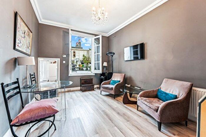 2 Bedroom Flat To Rent In Edith Grove, London, SW10