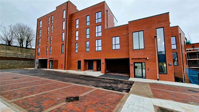 2 Bedroom Apartment To Rent In Broma Place, Greenbank, Bristol, BS5
