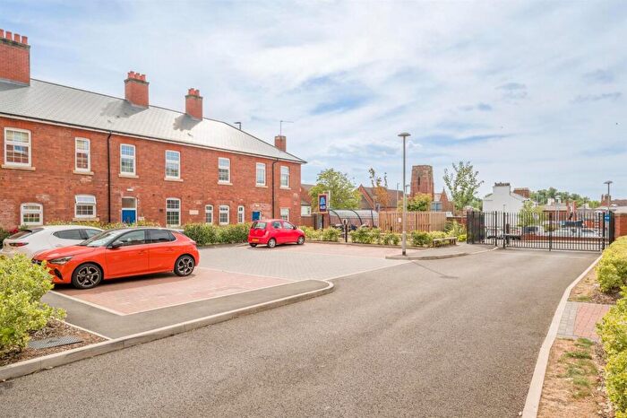 1 Bedroom Flat To Rent In Flat Constable House, New Road, Stourbridge, DY8
