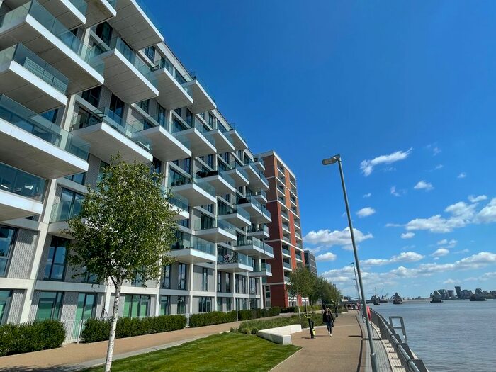 2 Bedroom Flat To Rent In Royal Crest Avenue, London, E16