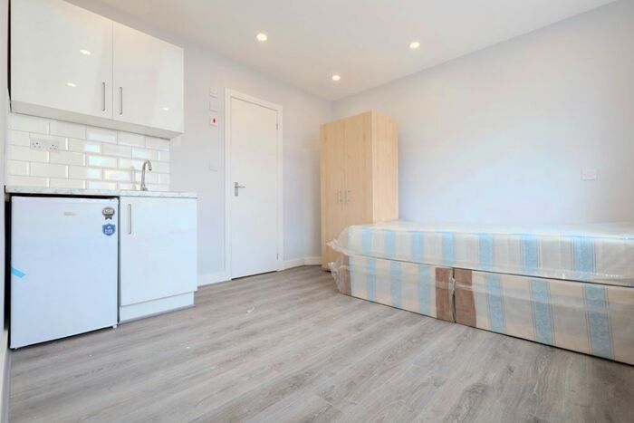 Studio To Rent In Oxford Road, Reading, RG30