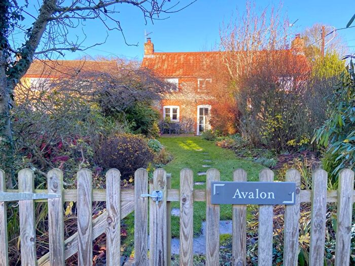 2 Bedroom Cottage For Sale In Lower Gresham, Holt, NR11