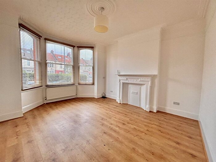 2 Bedroom Flat To Rent In Wrottesley Road, London, NW10