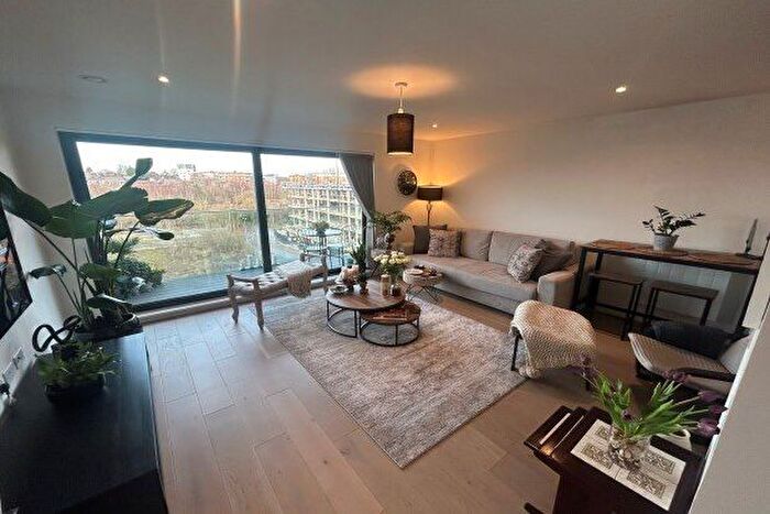 1 Bedroom Flat To Rent In Leacon Road, Ashford, TN23