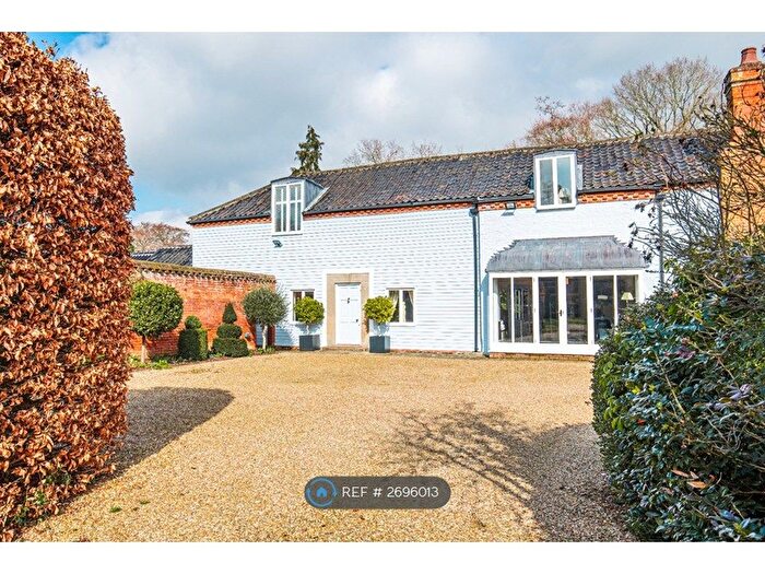 4 Bedroom Semi-Detached House To Rent In West Wing, NR15