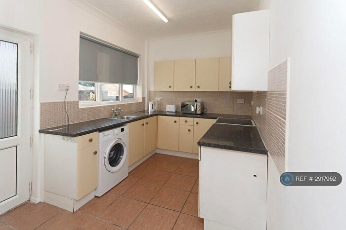 3 Bedroom Terraced House To Rent In Duke Street, Stoke-On-Trent, ST4