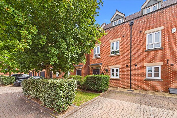 3 Bedroom Semi-Detached House For Sale In Rondetto Avenue, Newbury, Berkshire, RG14
