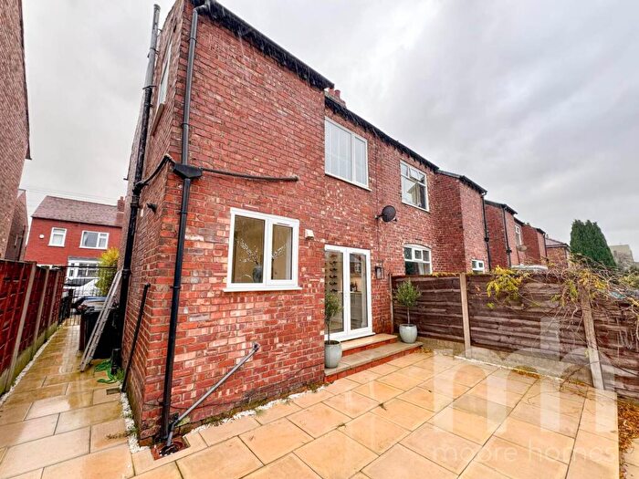 3 Bedroom Semi Detached House To Rent In Claremont Road, Great Moor, SK2