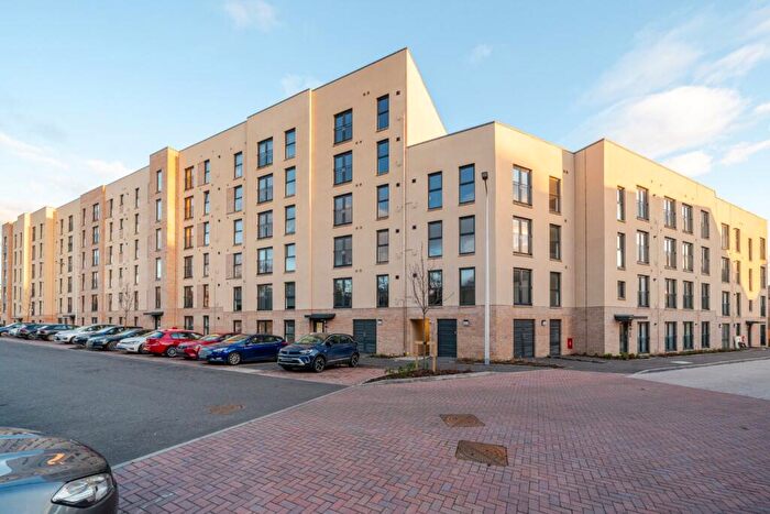 2 Bedroom Flat To Rent In Kilpatrick Grove, Edinburgh, EH6