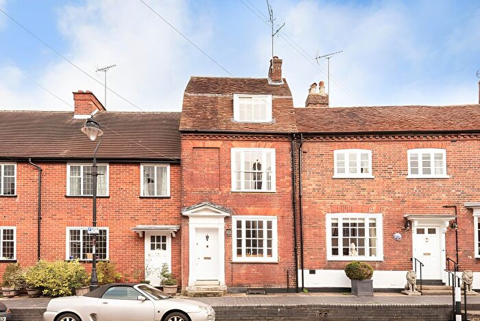 2 Bedroom Flat To Rent In Fishpool Street, St.Albans, AL3