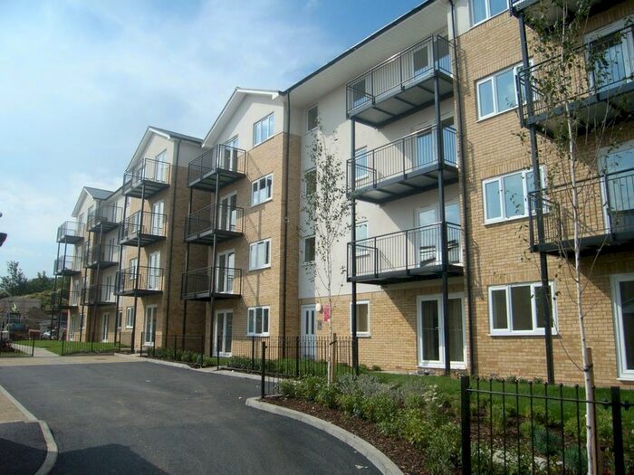 2 Bedroom Flat To Rent In Cooks Way, Hitchin, Hitchin, SG4