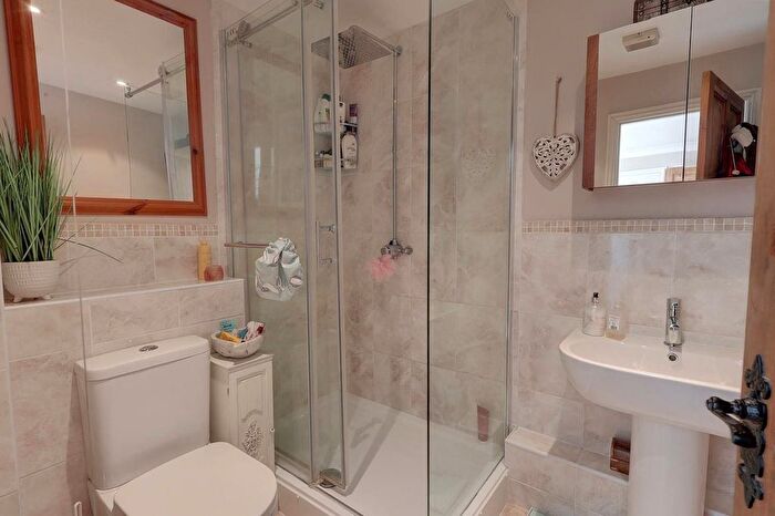 5 Bedroom Detached House For Sale In Greenfields, Cheltenham Road East, Gloucester, GL2