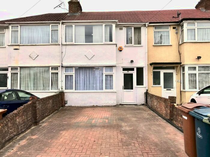 3 Bedroom Terraced House To Rent In Turner Road, Edgware, HA8