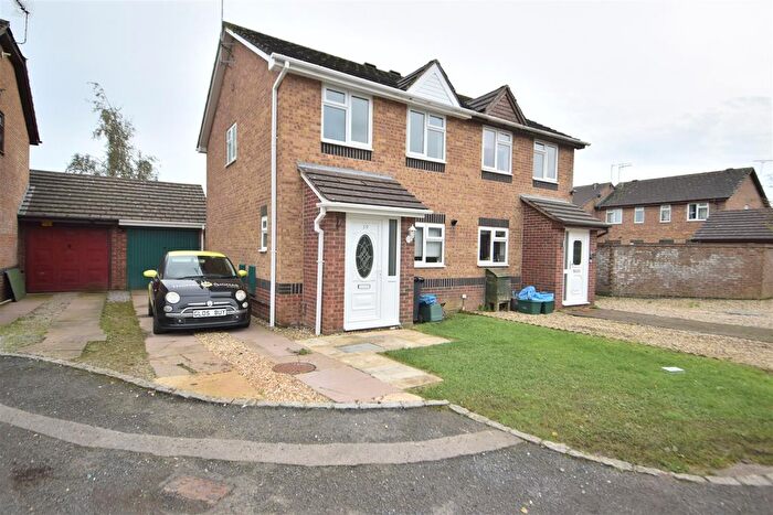 3 Bedroom Semi-Detached House To Rent In Cotton Close, Abbeymead, Gloucester, GL4