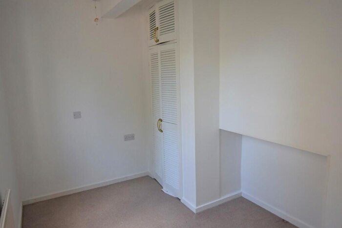 2 Bedroom Apartment To Rent In Guessens Court, Welwyn Garden City., AL8