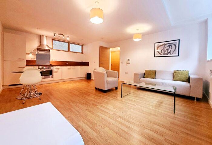 1 Bedroom Apartment To Rent In Mann Island, Liverpool, L3