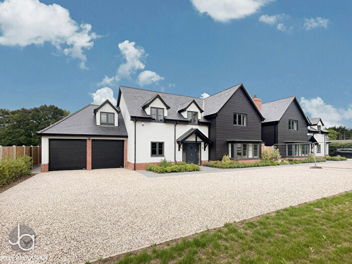 5 Bedroom Detached House For Sale In Turnpike Close, Ardleigh, CO7