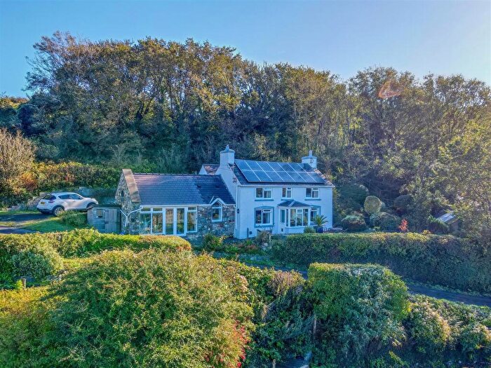 4 Bedroom Cottage For Sale In Lower Fishguard, SA65
