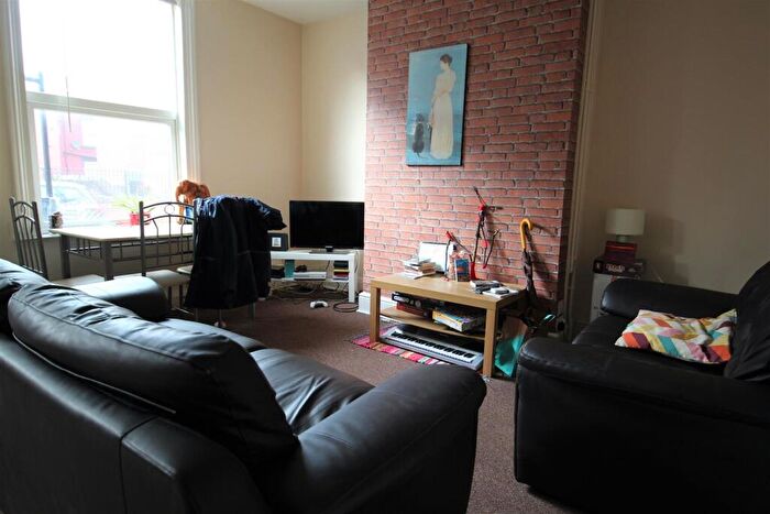 2 Bedroom Terraced House To Rent In Thornville Avenue, Hyde Park, Leeds, LS6