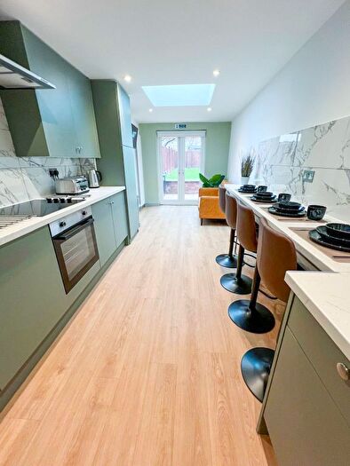 2 Bedroom Property To Rent In Waterloo Road, Gillingham, Kent, ME7