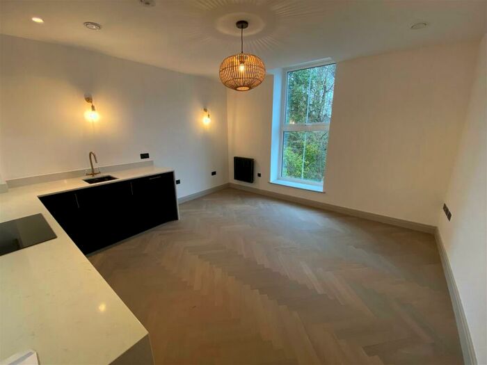 1 Bedroom Apartment To Rent In The Limes, Wilmslow Road, Manchester, M20