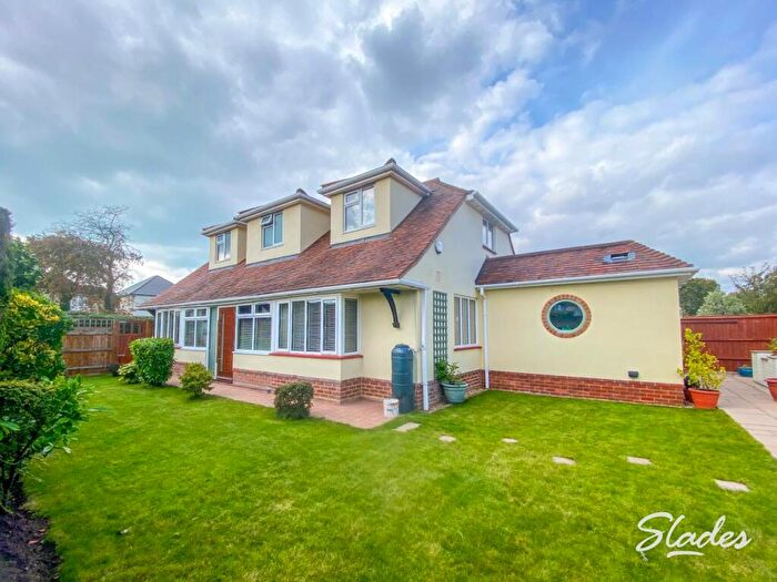 3 Bedroom House To Rent In Broadway, Hengistbury Head, Southbourne, BH6