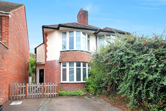 3 Bedroom Semi-Detached House To Rent In South Street, Portslade, Brighton, BN41