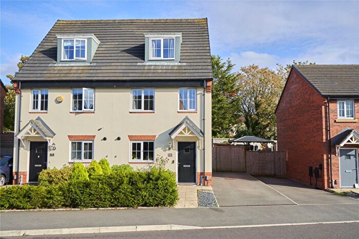 3 Bedroom Semi-Detached House For Sale In Brimstone Drive, Newton-Le-Willows, Merseyside, WA12